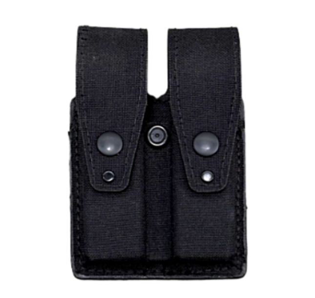 Double Magazine Pouch LEOTAC™ for police and security officers, nylon finish with black snap. Lightweight.